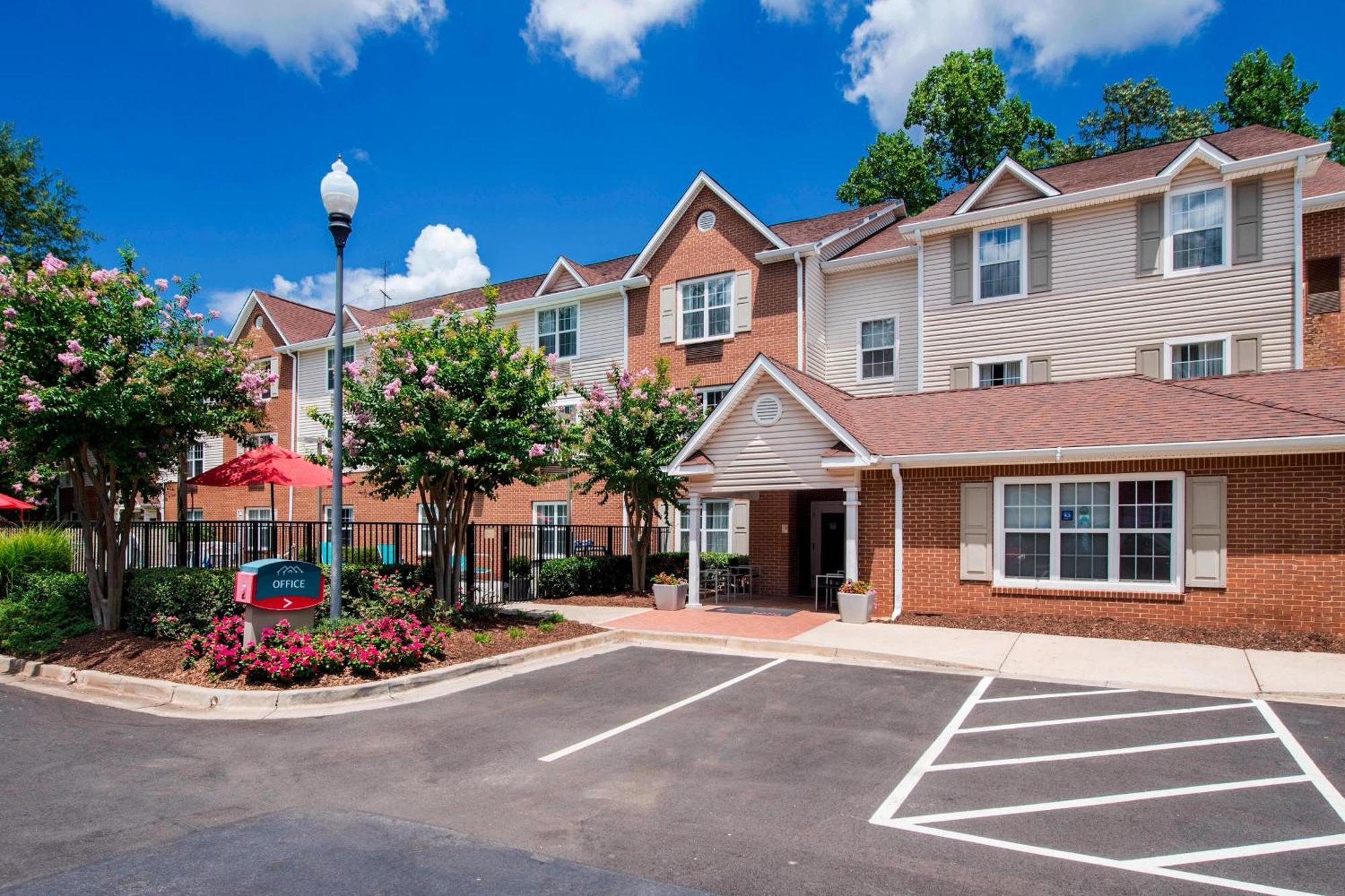 Towneplace Suites By Marriott Atlanta Kennesaw Eksteriør billede